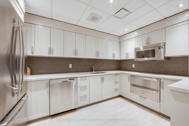 305 - 61 St Clair Ave W, Condo with 1 bedrooms, 1 bathrooms and 1 parking in Toronto ON | Image 18
