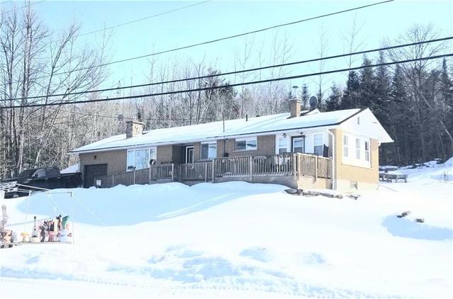 39132 Combermere Road, House detached with 3 bedrooms, 2 bathrooms and 5 parking in Madawaska Valley ON | Image 2