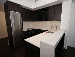 1001 - 170 Sumach St, Condo with 1 bedrooms, 1 bathrooms and 1 parking in Toronto ON | Image 3