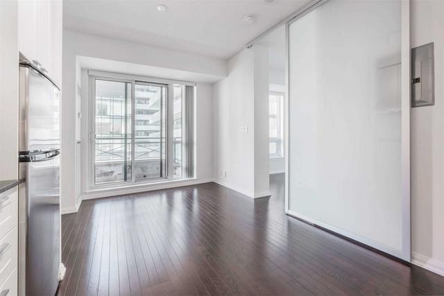 913 - 35 Hayden St, Condo with 1 bedrooms, 1 bathrooms and 0 parking in Toronto ON | Image 20
