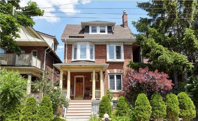 142 Geoffrey St, House detached with 4 bedrooms, 3 bathrooms and 1 parking in Toronto ON | Image 1