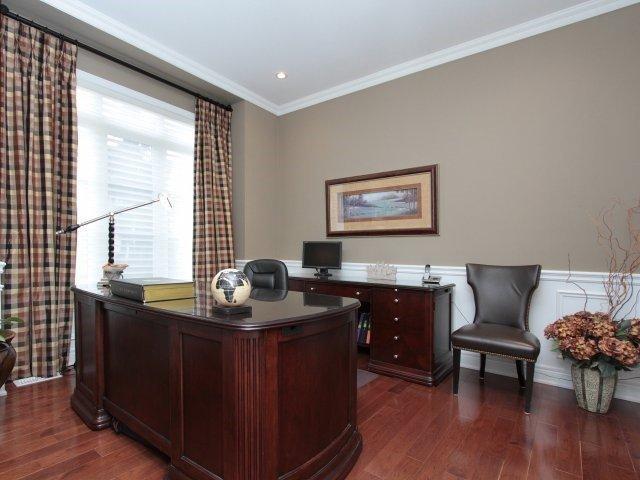 2336 Gamble Rd, House detached with 4 bedrooms, 5 bathrooms and 2 parking in Oakville ON | Image 3