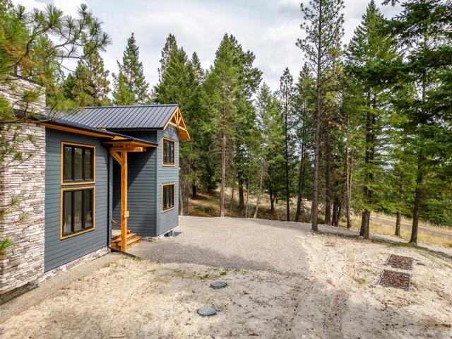 10 - 6674 Wardner Kikomun Road, House detached with 3 bedrooms, 3 bathrooms and null parking in East Kootenay C BC | Image 35