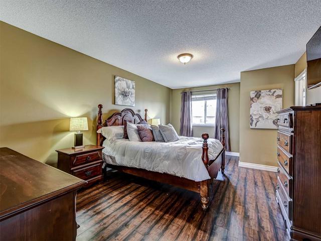 18 Weather Vane Lane, House semidetached with 3 bedrooms, 4 bathrooms and 5 parking in Brampton ON | Image 13