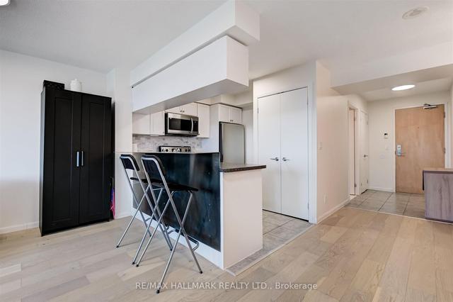 1401 - 185 Legion Rd, Condo with 1 bedrooms, 1 bathrooms and 1 parking in Toronto ON | Image 21