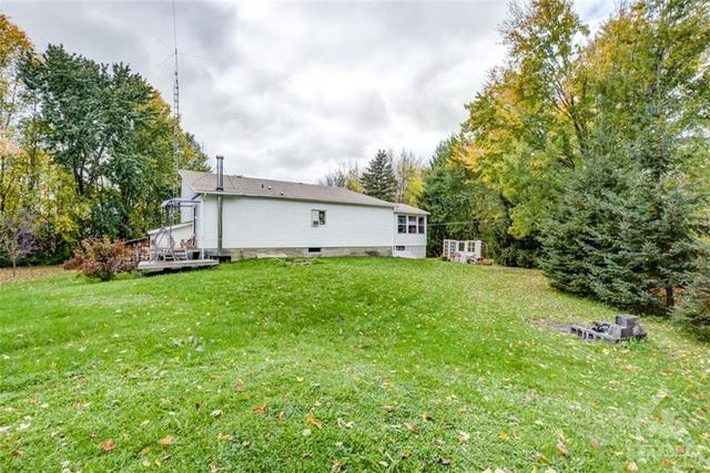 11590 Levere Road, House detached with 3 bedrooms, 2 bathrooms and 6 parking in North Dundas ON | Image 26