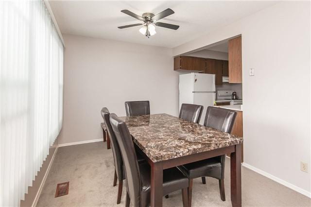 1 - 411 Keats Way, Townhouse with 3 bedrooms, 2 bathrooms and 2 parking in Waterloo ON | Image 11