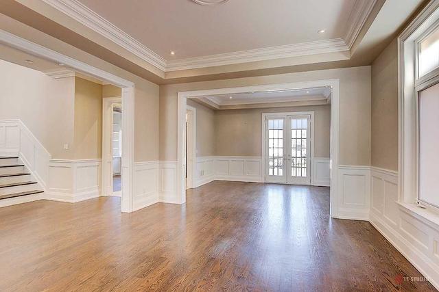 81 Stormont Ave, House detached with 5 bedrooms, 5 bathrooms and 4 parking in Toronto ON | Image 39