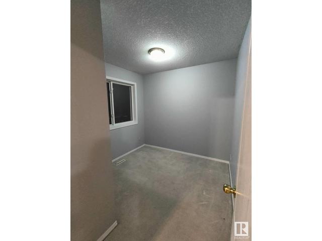 11415 92 St Nw, House detached with 5 bedrooms, 2 bathrooms and null parking in Edmonton AB | Image 5