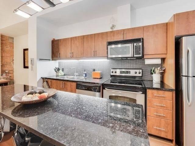 3 - 39 Old Brewery Lane, Townhouse with 2 bedrooms, 2 bathrooms and 1 parking in Toronto ON | Image 4