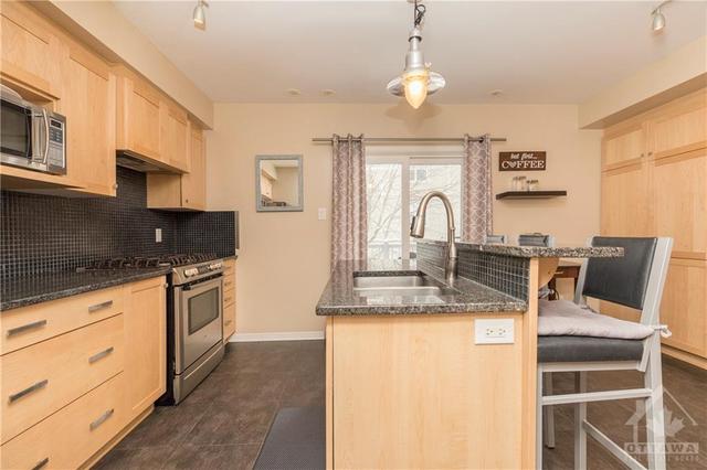 308 Mosaic Private, Townhouse with 3 bedrooms, 3 bathrooms and 2 parking in Ottawa ON | Image 14