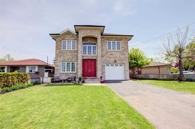 1 Oakridge Dr, House detached with 4 bedrooms, 4 bathrooms and 3 parking in Toronto ON | Image 12