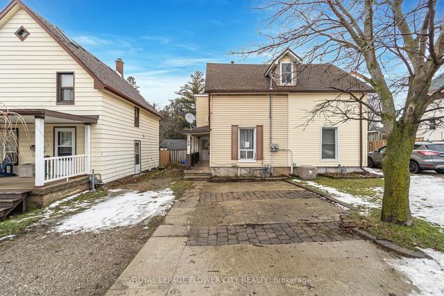 189 Dundas St N, House semidetached with 2 bedrooms, 2 bathrooms and 5 parking in Cambridge ON | Image 12
