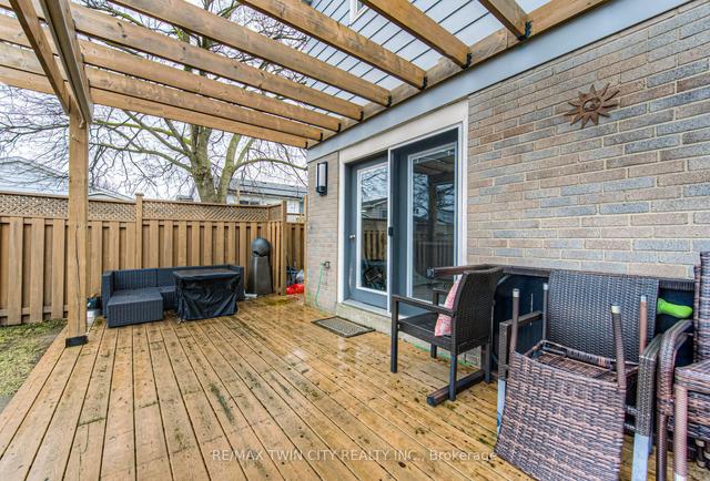 1725 Briarwood Dr, House detached with 2 bedrooms, 2 bathrooms and 3 parking in Cambridge ON | Image 20