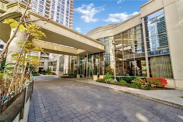 926 - 3888 Duke Of York Blvd, Condo with 2 bedrooms, 2 bathrooms and 1 parking in Mississauga ON | Image 2