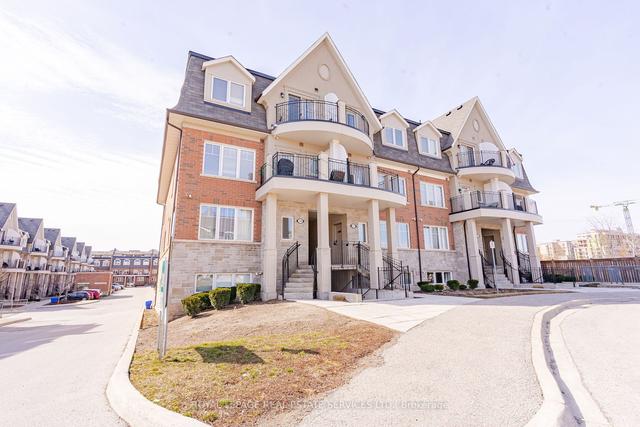 18-03 - 2420 Baronwood Dr, Townhouse with 2 bedrooms, 3 bathrooms and 1 parking in Oakville ON | Image 12