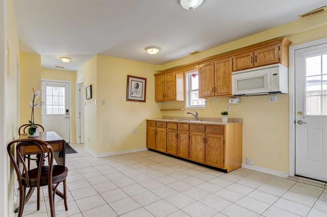 258 King St E, House detached with 3 bedrooms, 3 bathrooms and 4 parking in Hamilton ON | Image 18