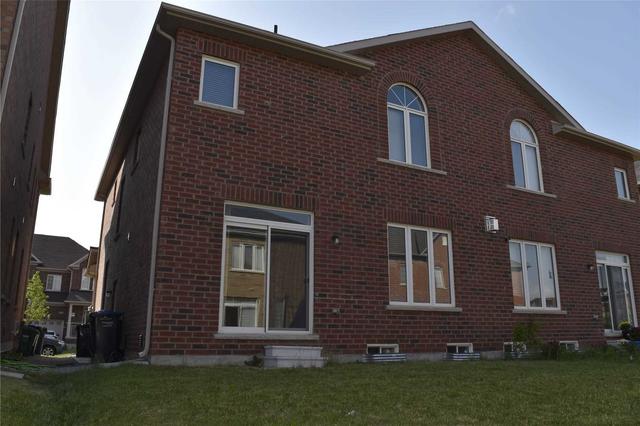 8 Truro Circ, House semidetached with 4 bedrooms, 3 bathrooms and 2 parking in Brampton ON | Image 25