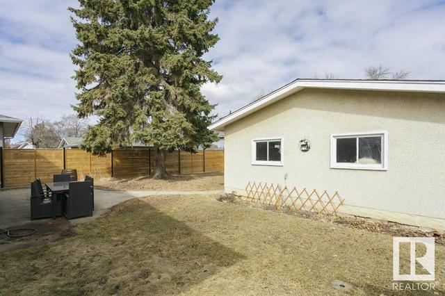 11440 38 Av Nw, House detached with 4 bedrooms, 2 bathrooms and null parking in Edmonton AB | Image 40