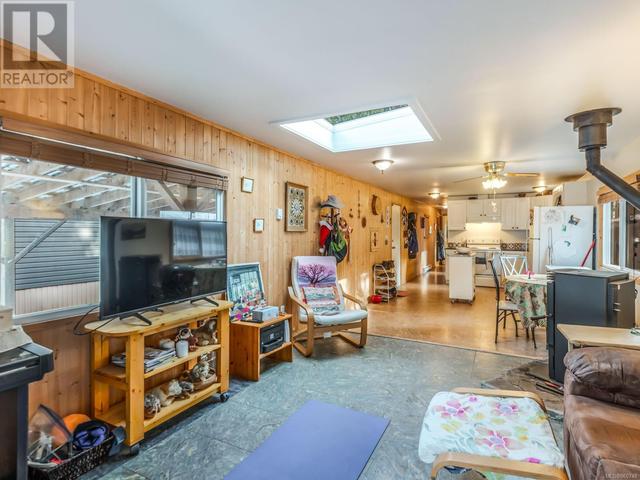 10 - 10325 Lakeshore Rd, House other with 1 bedrooms, 1 bathrooms and 1 parking in Alberni Clayoquot D BC | Image 3