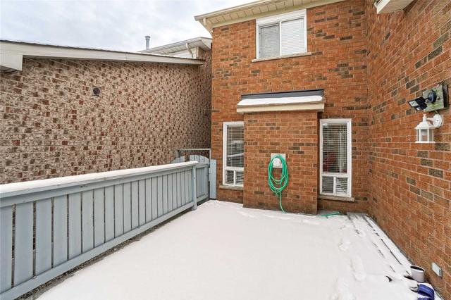 29 Poppy Bloom Ave, House detached with 3 bedrooms, 4 bathrooms and 5 parking in Brampton ON | Image 35
