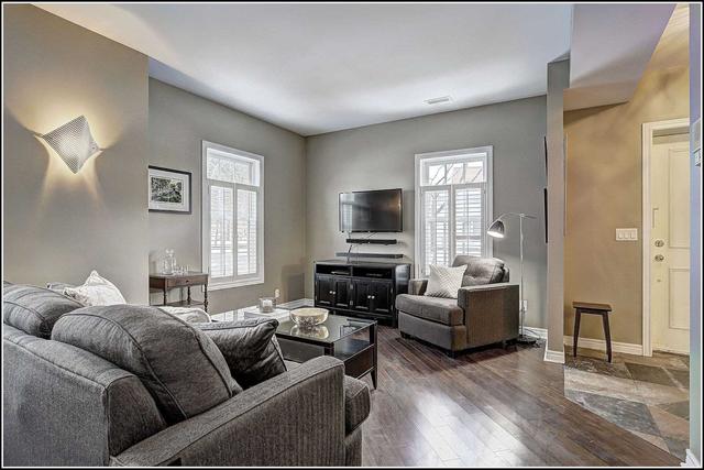 128 Hibernia St, Townhouse with 2 bedrooms, 3 bathrooms and 1 parking in Cobourg ON | Image 4