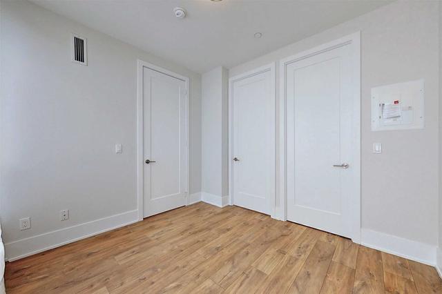 219 - 38 Cameron St, Condo with 2 bedrooms, 2 bathrooms and 1 parking in Toronto ON | Image 5