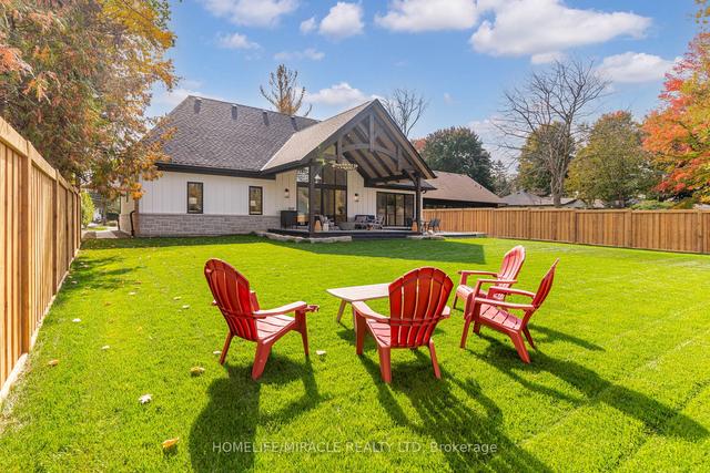 862 Kennedy Rd, House detached with 4 bedrooms, 3 bathrooms and 10 parking in Innisfil ON | Image 30