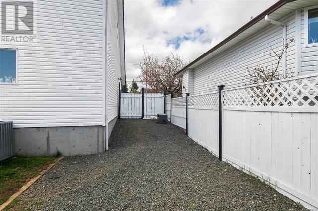 2351 Galerno Rd, House detached with 5 bedrooms, 3 bathrooms and 4 parking in Campbell River BC | Image 45