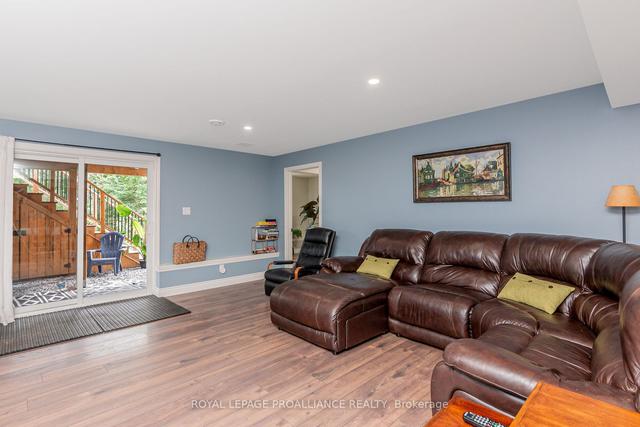 1503 Berkshire Dr, House detached with 2 bedrooms, 3 bathrooms and 6 parking in Kingston ON | Image 24