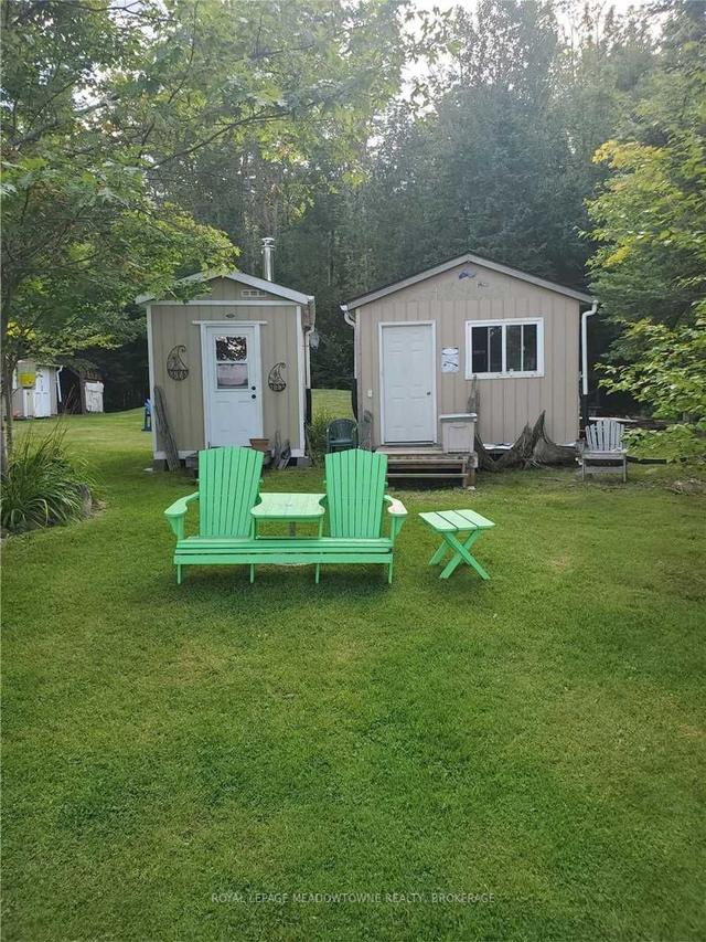35 Pigeon Lake, House detached with 3 bedrooms, 1 bathrooms and 2 parking in Parry Sound, Unorganized, Centre Part ON | Image 11