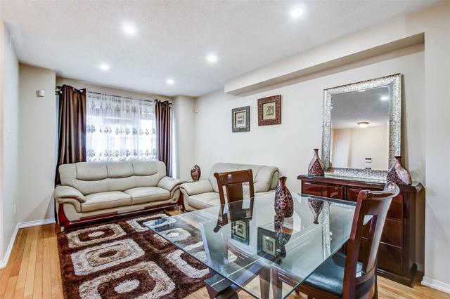 5447 Longford Dr, House semidetached with 4 bedrooms, 4 bathrooms and 3 parking in Mississauga ON | Image 35