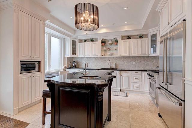 185 Rumsey Rd, House detached with 4 bedrooms, 5 bathrooms and 2 parking in Toronto ON | Image 8