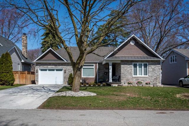 267 Tuck Dr, House detached with 2 bedrooms, 3 bathrooms and 8 parking in Burlington ON | Image 1