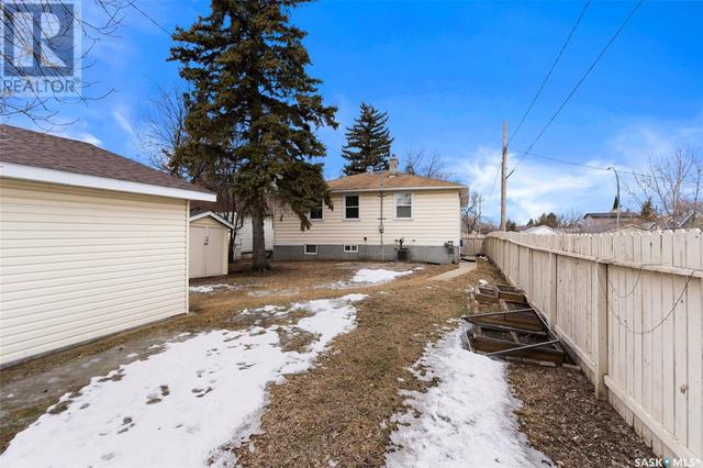2425 Lindsay Street, House detached with 4 bedrooms, 2 bathrooms and null parking in Regina SK | Image 26