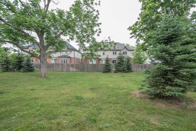 2360 Treversh Common, House attached with 2 bedrooms, 3 bathrooms and 1 parking in Burlington ON | Image 17