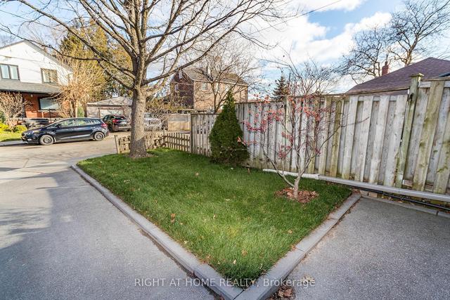 24 Syndicate Ave, House detached with 2 bedrooms, 4 bathrooms and 2 parking in Toronto ON | Image 23