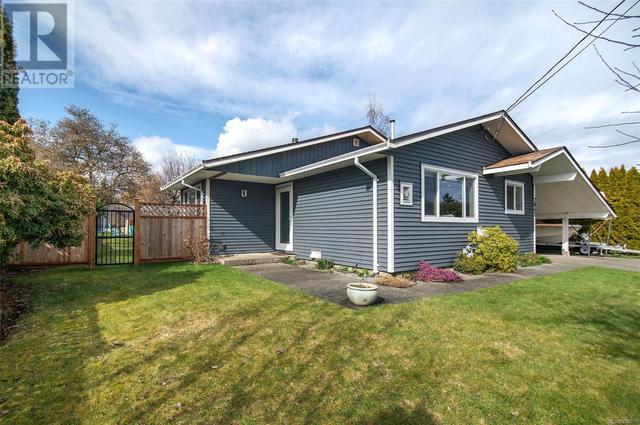 2062 Palmer Rd, House detached with 3 bedrooms, 1 bathrooms and 4 parking in Campbell River BC | Image 22