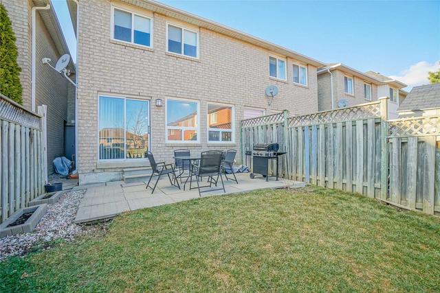 73 Kenwood Dr, Townhouse with 3 bedrooms, 3 bathrooms and 3 parking in Brampton ON | Image 21