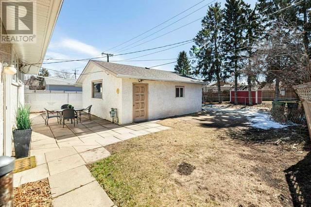 5721 35 Street, House detached with 4 bedrooms, 1 bathrooms and 2 parking in Red Deer AB | Image 22