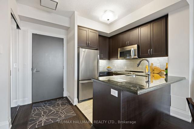 310 - 1 Old Mill Dr, Condo with 1 bedrooms, 1 bathrooms and 0 parking in Toronto ON | Image 4