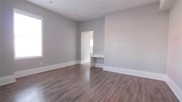 Unit 1 - 271 Albany Ave, House detached with 3 bedrooms, 2 bathrooms and null parking in Toronto ON | Image 3