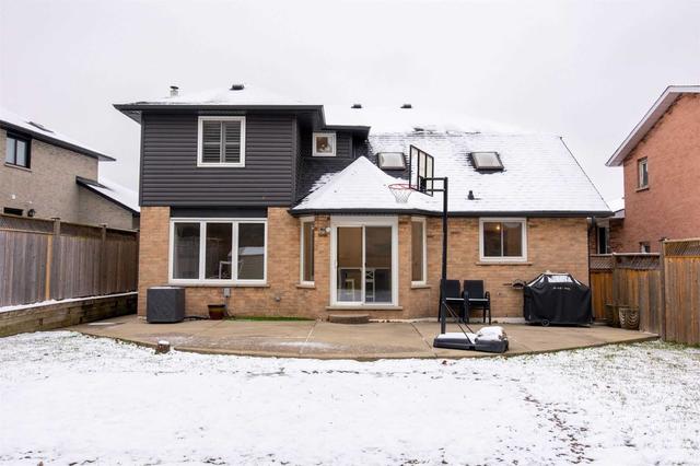 47 Rushdale Dr, House detached with 4 bedrooms, 3 bathrooms and 6 parking in Hamilton ON | Image 30