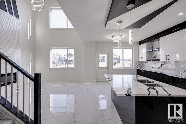 1635 12 Av Nw, House detached with 6 bedrooms, 4 bathrooms and null parking in Edmonton AB | Image 24