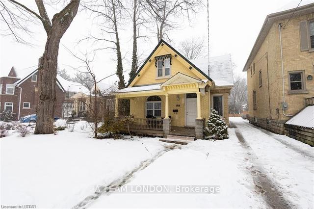 960 Richmond St, House detached with 5 bedrooms, 3 bathrooms and 5 parking in London ON | Image 1