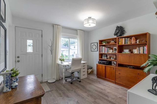 214 East 27th St, House detached with 2 bedrooms, 1 bathrooms and 3 parking in Hamilton ON | Image 32