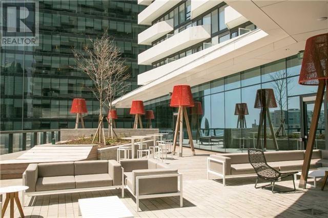1202 - 100 Harbour St, Condo with 2 bedrooms, 2 bathrooms and 0 parking in Toronto ON | Image 24
