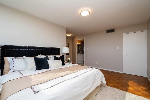 1707 - 1333 Bloor St, Condo with 2 bedrooms, 2 bathrooms and 1 parking in Mississauga ON | Image 11