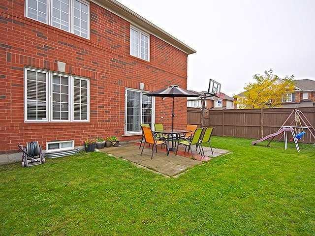 86 Tawnie Cres, House detached with 4 bedrooms, 3 bathrooms and 4 parking in Brampton ON | Image 20