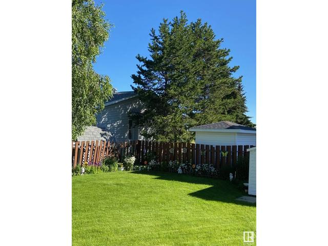 5306 58 Av, House detached with 4 bedrooms, 2 bathrooms and null parking in Barrhead AB | Image 50